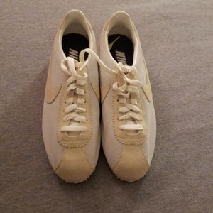 SOLD SOLD>> NikeiD Women's Suede Classic Cortez